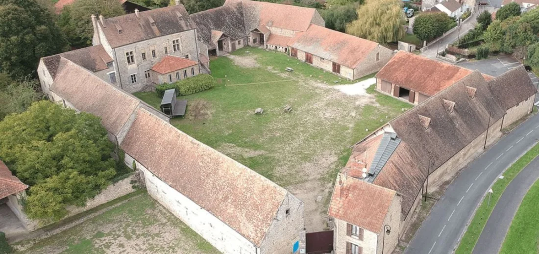 Vue aérienne de la Ferme du Coulevrain à Savigny-le-Temple